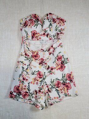 Sarah La USA Women's Floral Romper White Pink Sweetheart Neckline Summer Shorts